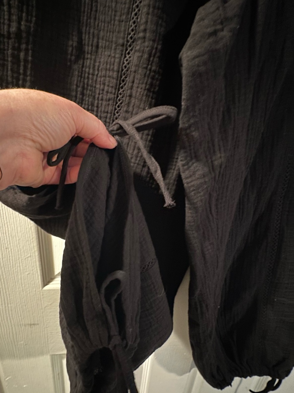 torrid NWT Black Relaxed High-Rise Gauze Tie Jogger Pants - Picture 3 of 11